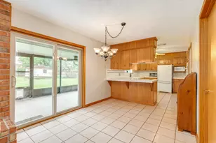 131 Singleton St, Jones Creek, TX 77541 - Photo 10