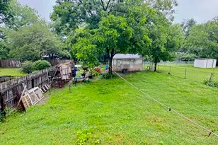 1527 W Gandy St, Denison, TX 75020 - Photo 6
