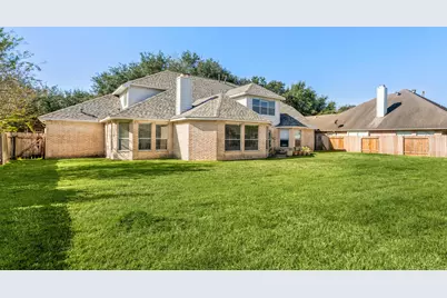 14910 Lake Woodbridge Court, Sugar Land, TX 77498 - Photo 46
