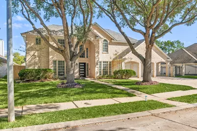 14910 Lake Woodbridge Court, Sugar Land, TX 77498 - Photo 4