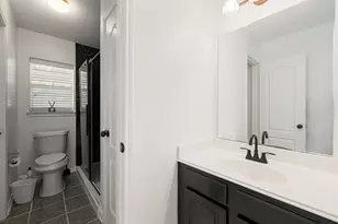 14910 Lake Woodbridge Ct, Sugar Land, TX 77498 - Photo 40