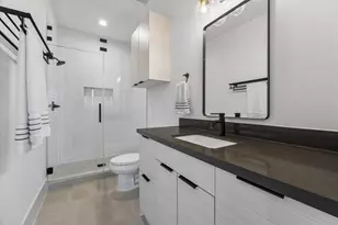 2435 Sheridan St, Houston, TX 77030 - Photo 22