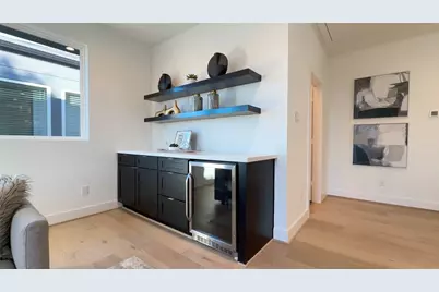 2015 Hopkins Street, Houston, TX 77006 - Photo 42