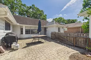 12842 Westmere Dr, Houston, TX 77077 - Photo 34