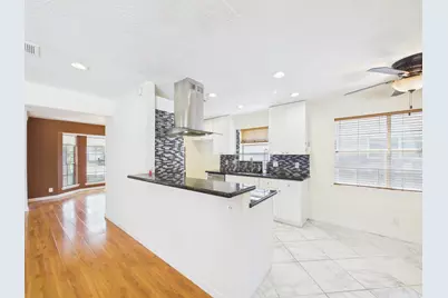12842 Westmere Drive, Houston, TX 77077 - Photo 10