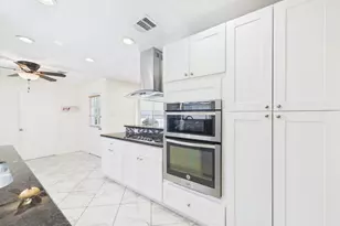 12842 Westmere Dr, Houston, TX 77077 - Photo 8
