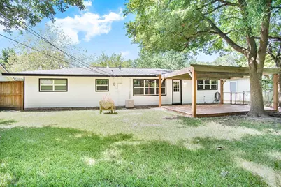 4602 Kinglet Street, Houston, TX 77035 - Photo 12