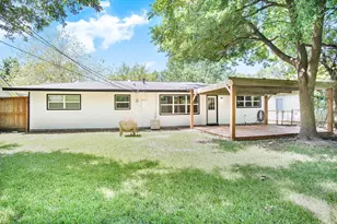 4602 Kinglet St, Houston, TX 77035 - Photo 12