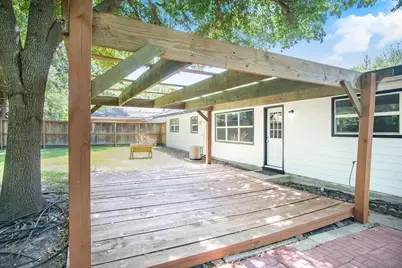 4602 Kinglet Street, Houston, TX 77035 - Photo 14