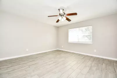 14646 Dartwood Drive, Houston, TX 77049 - Photo 14