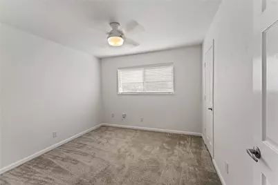9511 Moorberry Lane, Houston, TX 77080 - Photo 16