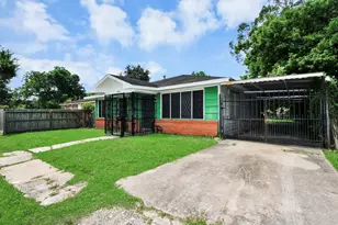 3214 Tuam St, Houston, TX 77004 - Photo 2