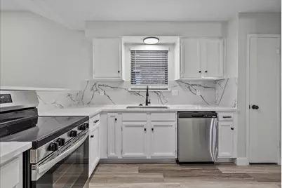 4903 Ripple Creek Drive, Baytown, TX 77521 - Photo 10