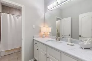 10 Mill Point Pl, The Woodlands, TX 77380 - Photo 18