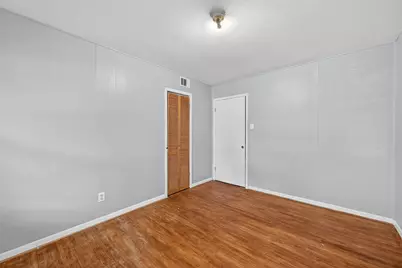 1509 Ronson Road, Houston, TX 77055 - Photo 6