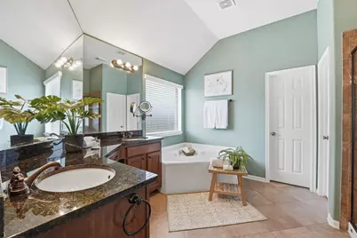 13926 Sawmill Run Lane, Houston, TX 77044 - Photo 24