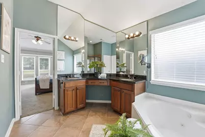 13926 Sawmill Run Lane, Houston, TX 77044 - Photo 26