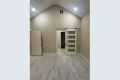 10745 Vinson Street, Beaumont, TX 77713 - Photo 8