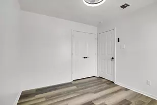 6933 Liverpool St, Houston, TX 77021 - Photo 34