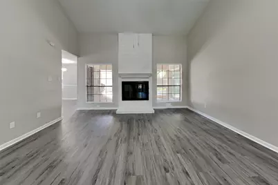2811 Pineleaf Drive, Sugar Land, TX 77479 - Photo 2