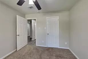 2811 Pineleaf Dr, Sugar Land, TX 77479 - Photo 18