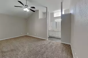 2811 Pineleaf Dr, Sugar Land, TX 77479 - Photo 4