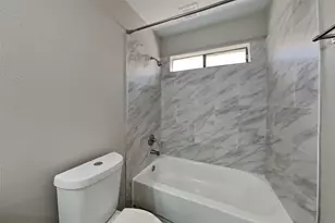 2811 Pineleaf Dr, Sugar Land, TX 77479 - Photo 20
