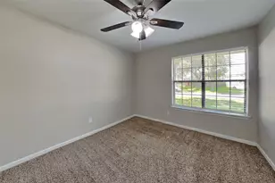 2811 Pineleaf Dr, Sugar Land, TX 77479 - Photo 16