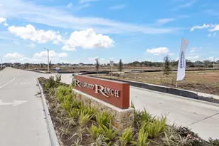 302 Amy St, Angleton, TX 77515 - Photo 20