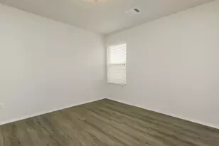 4022 Silver Ranch Rd, Houston, TX 77014 - Photo 16