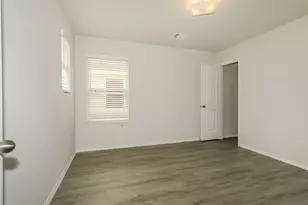 4022 Silver Ranch Rd, Houston, TX 77014 - Photo 10