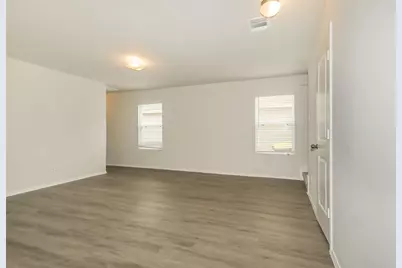4022 Silver Ranch Road, Houston, TX 77014 - Photo 6