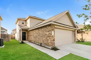 4022 Silver Ranch Rd, Houston, TX 77014 - Photo 2