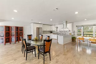 201 Southern Oaks Dr, Lake Jackson, TX 77566 - Photo 10