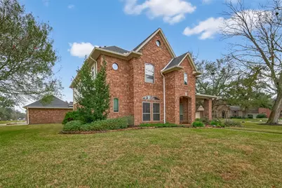 51 English Oak Court, Lake Jackson, TX 77566 - Photo 1