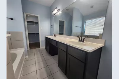 9002 Saint Laurent Lane, Houston, TX 77044 - Photo 16