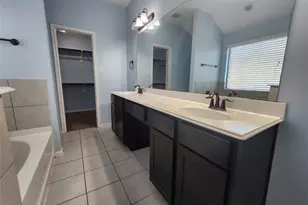 9002 St Laurent Ln, Houston, TX 77044 - Photo 16