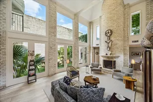9623 Longmont Dr, Houston, TX 77063 - Photo 2