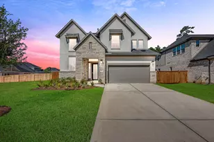 7066 N Lake Clopton Dr, Montgomery, TX 77316 - Photo 1