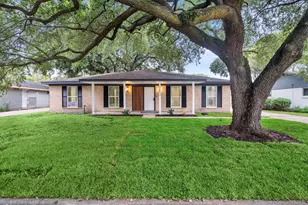 610 Acapulco Village Dr, Humble, TX 77338 - Photo 1