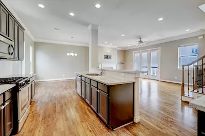 8906 Lakeshore Bend Drive, Houston, TX 77080 - Photo 12