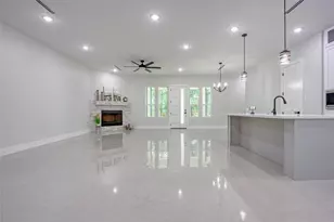 11082 Tammy Cir, Plantersville, TX 77363 - Photo 12
