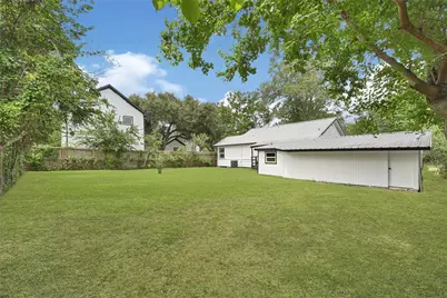 1202 N Roberson Street, Conroe, TX 77301 - Photo 38