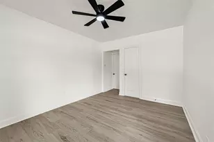 1202 N Roberson St, Conroe, TX 77301 - Photo 22