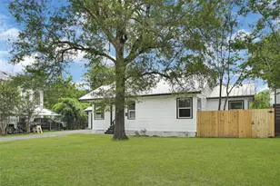 1202 N Roberson St, Conroe, TX 77301 - Photo 38