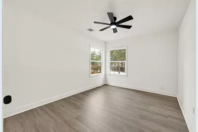 1202 N Roberson Street, Conroe, TX 77301 - Photo 24