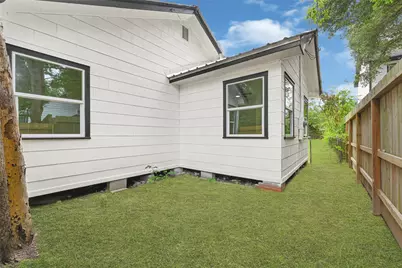 1202 N Roberson Street, Conroe, TX 77301 - Photo 36