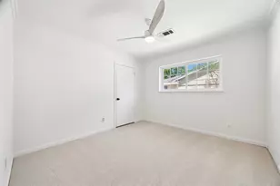 10618 Bordley Dr, Houston, TX 77042 - Photo 12