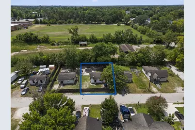 7333 Parkes Street, Houston, TX 77088 - Photo 1