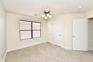 223 W 26th St, Houston, TX 77008 - Photo 38